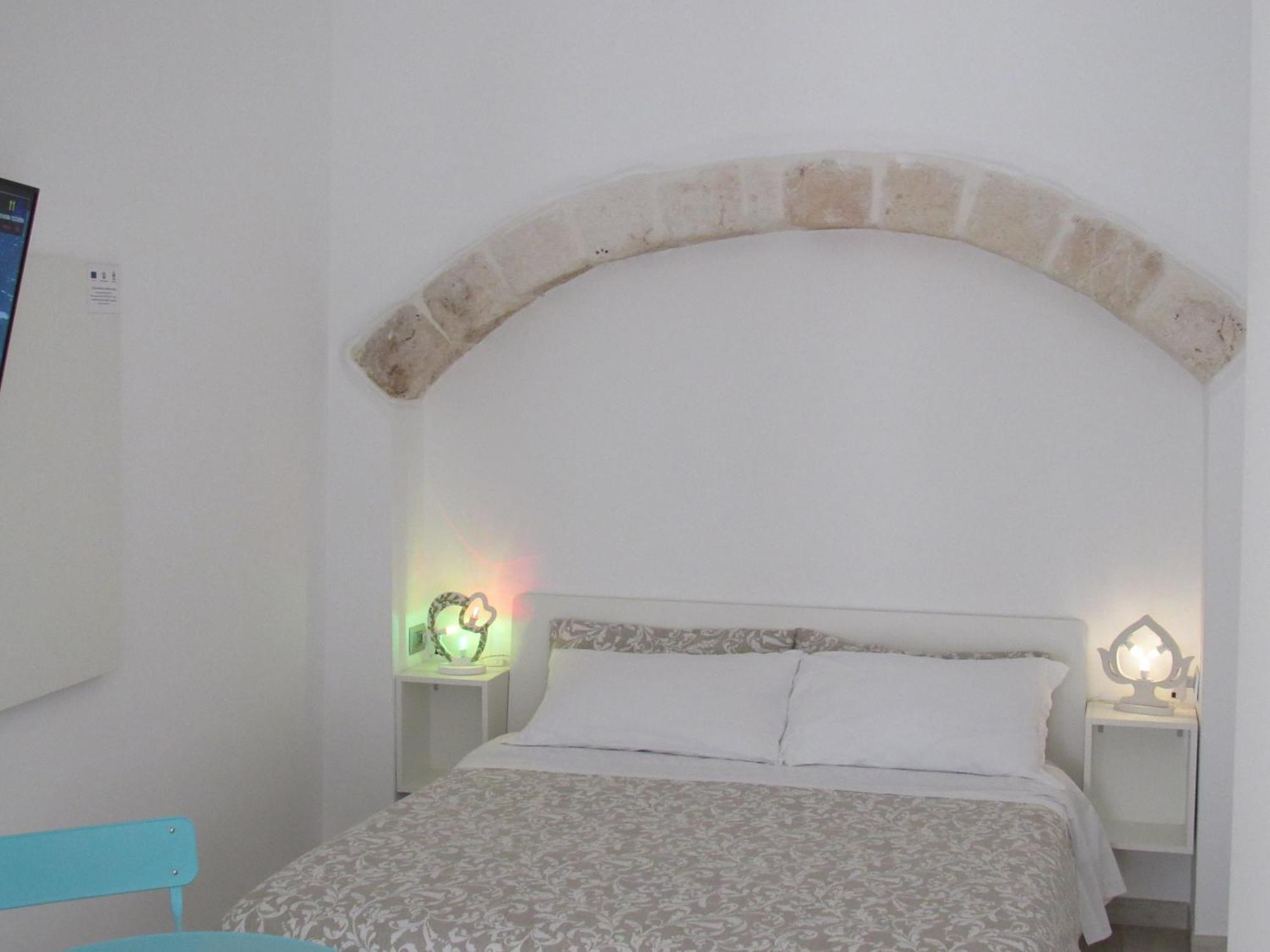 Vicolo Fiorito B&B Polignano a Mare Exterior photo