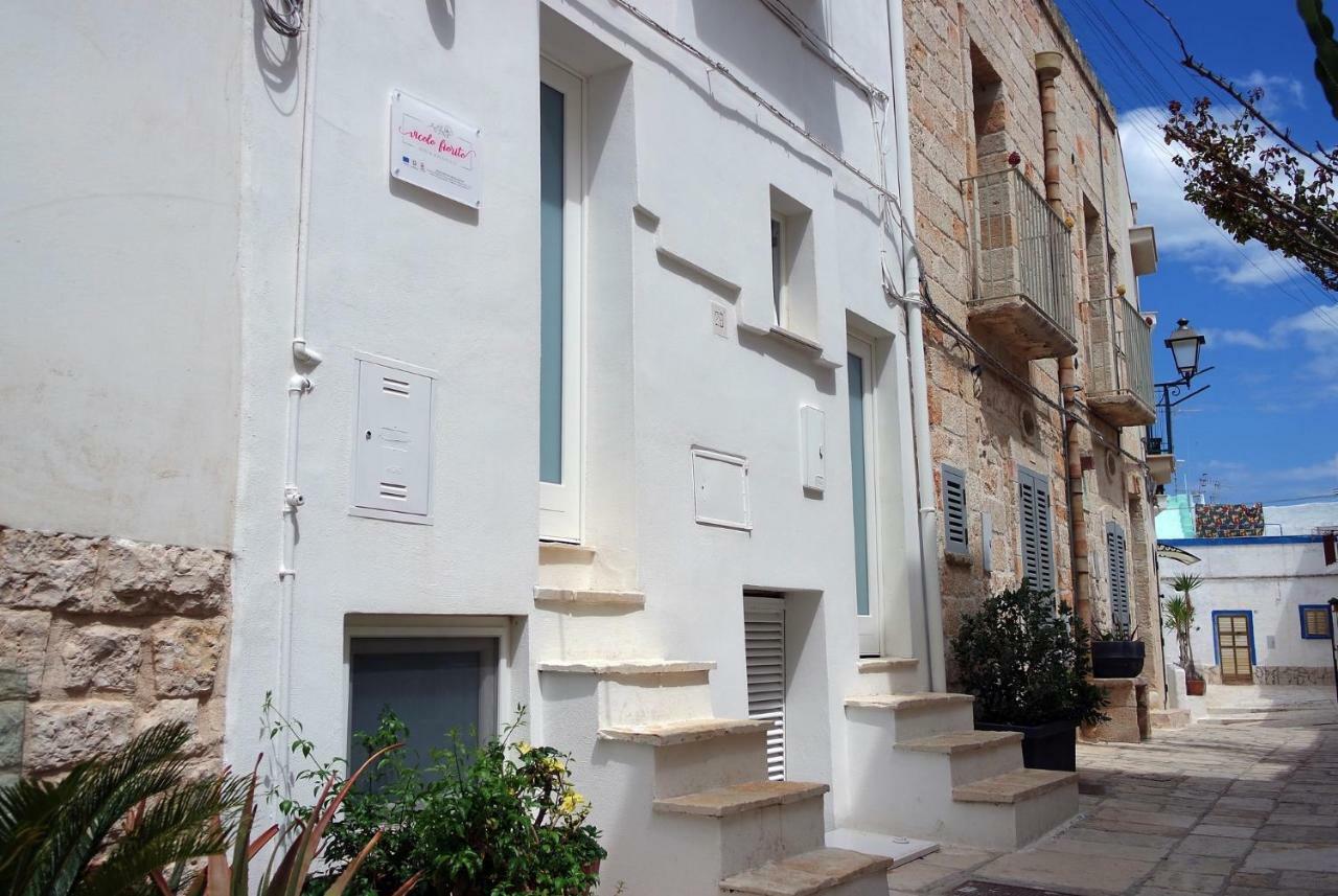 Vicolo Fiorito B&B Polignano a Mare Exterior photo